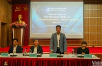 Phó Cục trưởng Thông tin đối ngoại Nguyễn Văn Thuật công bố thông tin về Lễ trao giải cuộc thi "Việt Nam hạnh phúc - Happy Vietnam". (Ảnh: TRUNG HƯNG)