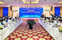 Các đại biểu tại hội nghị.