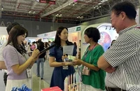 Hội thảo khoa học, triển lãm ngành làm đẹp năm 2023 thu hút hàng nghìn khách tham dự.