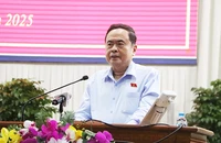 Đồng chí Trần Thanh Mẫn, Ủy viên Bộ Chính trị, Chủ tịch Quốc hội phát biểu tại Hội nghị.