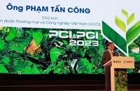Chủ tịch VCCI Phạm Tấn Công phát biểu tại buổi lễ.