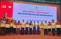 Hà Nội biểu dương, khen thưởng các tập thể, cá nhân tiêu biểu trong công tác vận động, hiến máu tình nguyện.