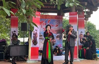 Mỗi năm, hội Lim đón hàng chục nghìn du khách đến trẩy hội, giao lưu và thưởng thức các làn điệu dân ca quan họ.