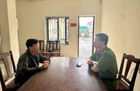 Đối tượng Khuất Văn Sinh tại cơ quan điều tra.