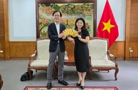 Cục trưởng Cục Hợp tác quốc tế Nguyễn Phương Hòa tiếp ông Wakisaka Michihiro, Giám đốc chiến lược toàn cầu của chính quyền tỉnh Kanagawa (Nhật Bản).
