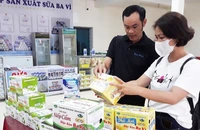 Sữa Ba Vì là sản phẩm đặc trưng của huyện Ba Vì.