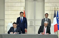 Ký thoả thuận hợp tác. Ảnh: IM