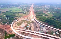 Đường T1, T2 kết nối sân bay Long Thành đang được gấp rút thi công.