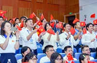 Các đại biểu 2 nước tại chương trình "Gặp gỡ hữu nghị thanh niên Việt Nam - Trung Quốc" lần thứ 23, diễn ra tại Trung Quốc năm 2024.