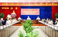 Thường trực Tỉnh ủy Bình Dương chủ trì hội nghị.