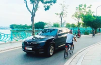 Tỷ lệ sở hữu phương tiện cơ giới cá nhân tăng nhanh đã khiến đường dành cho xe đạp ngày càng bị thu hẹp.