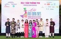 Thay đổi để nâng tầm lễ hội áo dài