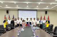 Vietravel Airlines ký hợp đồng thuê tàu bay với hãng Cambodia Airways