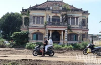 Sở Xây dựng Đồng Nai đề xuất 4 phương án bảo tồn ngôi biệt thự cổ ven sông Đồng Nai.
