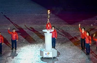 Thắp đuốc khai mạc SEA Games 31 tại Việt Nam. (Ảnh: Hoàng Quý)