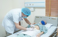 Phẫu thuật thành công cho bệnh nhân có 2 bàng quang