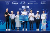 Bế mạc và trao cúp, phần thưởng cho nhà vô địch Aaron Wilkin đến từ nước Úc