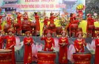 Màn biểu diễn trống hội.