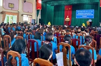 Quang cảnh hội nghị tiếp xúc cử tri.