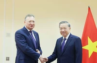 Trong chương trình thăm chính thức Liên bang Nga, sáng 11/5/2025, tại thủ đô Moskva, Tổng Bí thư Tô Lâm tiếp ông Sergei Kudryashov, Tổng Giám đốc Công ty Cổ phần Zarubezhneft. (Ảnh: TTXVN)