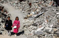 Trẻ em Palestine ở trại tị nạn Jabalia, phía bắc Dải Gaza, ngày 31/3/2025. (Ảnh: Xinhua)