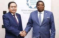 Chủ tịch Quốc hội Trần Thanh Mẫn gặp Tổng Thư ký IPU Martin Chungong. (Ảnh: TTXVN)