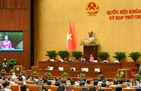 Phó Chủ tịch Quốc hội Nguyễn Thị Thanh điều hành phiên họp. (Ảnh: BÙI GIANG)