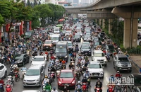 Người dân bắt đầu đổ xô về quê trước dịp nghỉ lễ 30/4.