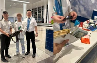 Anh Ch. vui mừng khi nhận lại tài sản để quên tại sân bay Nội Bài.