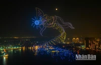 [Ảnh] Drone Lighting tại Hòa nhạc Ánh sáng &quot;họa hình di sản&quot; trên trời đêm Hà Nội