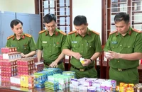 Công an Thanh Hoá phá đường dây sản xuất, buôn bán thuốc chữa bệnh giả. (Ảnh: Công an Thanh Hóa cung cấp)