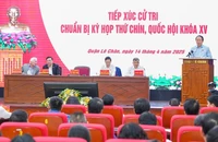 Đại biểu dự buổi tiếp xúc.