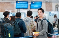 Để tránh chậm trễ và giúp giảm tải cho nhà ga trong giai đoạn cao điểm, hành khách chỉ nên có mặt tại sân bay 3 giờ trước giờ khởi hành.