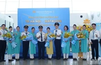Phi hành đoàn trên chuyến bay VN63 tái lập cầu nối hàng không Hà Nội-Moscow.