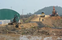 Toàn tuyến còn 0,35km mặt bằng chưa được bàn giao để thi công.