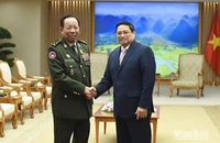 Thủ tướng Phạm Minh Chính tiếp Đại tướng Tea Banh, Phó Thủ tướng Chính phủ, Bộ trưởng Quốc phòng Vương quốc Campuchia. (Ảnh: Trần Hải)