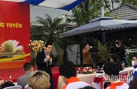 Giao lưu với diễn giả Nguyễn Quốc Vương tại một sự kiện của Ngày Sách và Văn hóa đọc Việt Nam.