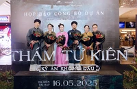 Đoàn làm phim "Thám tử Kiên". (Ảnh: Galaxy Studio)