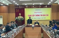 Quang cảnh buổi họp báo.