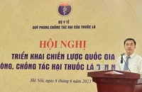 Giáo sư, Tiến sĩ Trần Văn Thuấn, Thứ trưởng Y tế phát biểu tại hội nghị.
