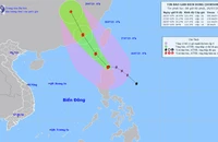 Vị trí và hướng di chuyển của bão Doksuri. (Nguồn: nchmf.gov.vn)