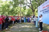 Lãnh đạo Sở Văn hóa, Thể thao và Du lịch tỉnh Thanh hóa tổ chức lễ đón đoàn. (Ảnh: Bích Huệ)