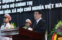 Ủy viên Bộ Chính trị, Chủ tịch nước Lương Cường, Trưởng Ban Lễ tang đọc Lời điếu. (Ảnh: TTXVN)