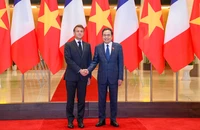 Chủ tịch Quốc hội Trần Thanh Mẫn và Tổng thống Pháp Emmanuel Macron. (Ảnh: Đăng Anh)