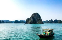 Vịnh Hạ Long đứng đầu trong danh sách của Wanderlust. (Ảnh: Booking.com)