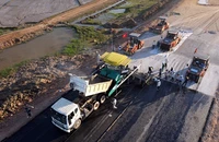 Dự án cao tốc bắc-nam phía đông (giai đoạn II), các địa phương đã bàn giao mặt bằng gần 689 km, đạt 95,5%.