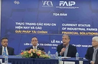 Quang cảnh Tọa đàm "Thực trạng các khu công nghiệp hiện nay và giải pháp tài chính".