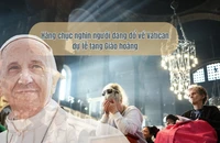 [Video] Hàng chục nghìn người đang đổ về Vatican dự lễ tang Giáo hoàng