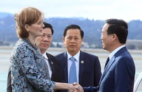 Chủ tịch nước Võ Văn Thưởng đến San Francisco, bắt đầu chương trình tham dự Tuần lễ Cấp cao APEC 2023. Ảnh: TTXVN