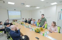 Bộ trưởng Nông nghiệp tỉnh Kaluga (Liên bang Nga) Efremov Alexander Viktorovich bày tỏ bất ngờ trước sự phát triển của TH.